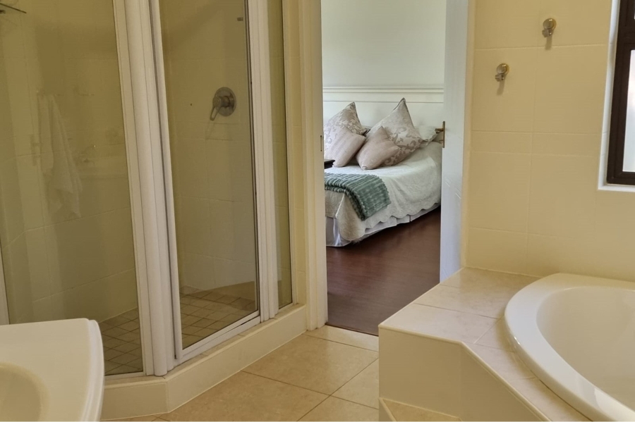 4 Bedroom Property for Sale in WestLake Country Safari Estate North West